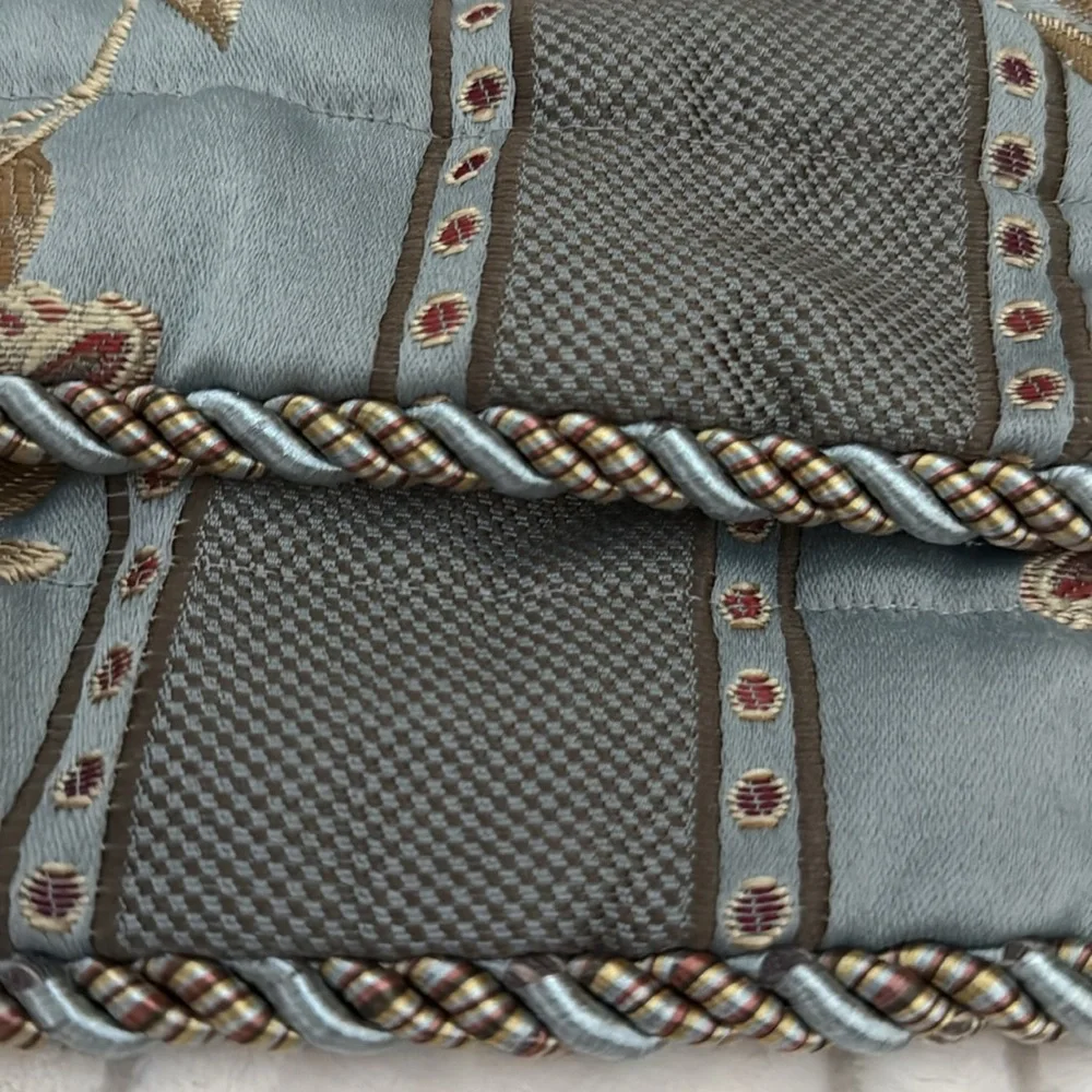 Cherish the Luxury add touch